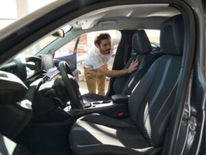 Automotive Service: The Complete Guide to Keeping Your Vehicle in Top Shape