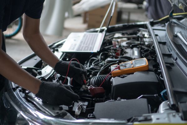 Signs your car needs maintenance